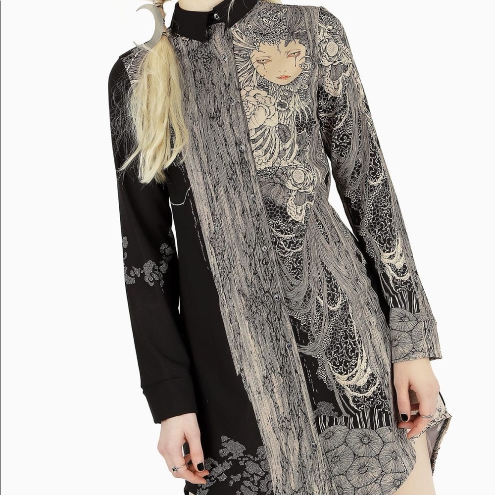 ISO blackmilk metamorphosis shirt dress